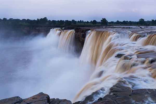 08 Nights / 09 Days Ayodhya Varanashi Prayagraj Chitrakoot Tour Package