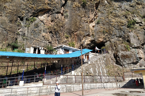 Shiv Khori