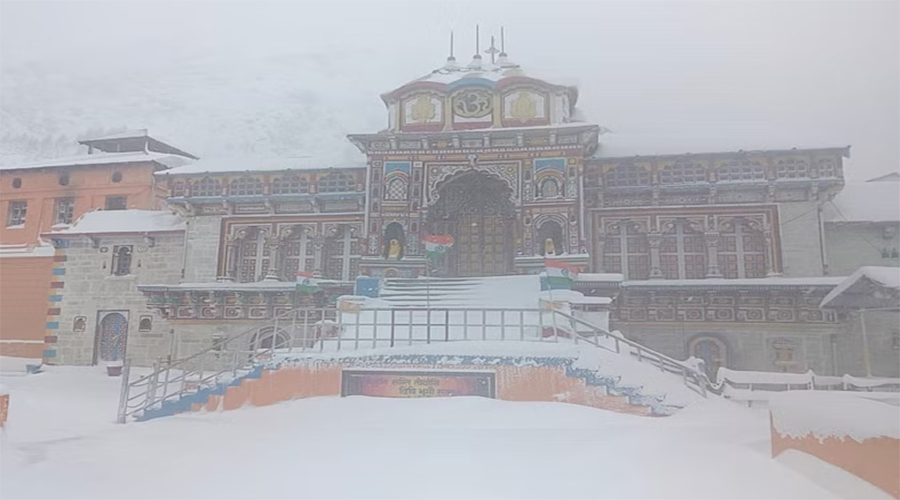 Fresh Snow Fall in Badrinath